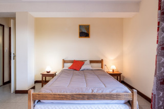 Double bed - bedroom