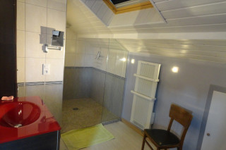 Bathroom - © Clévacances Bathroom