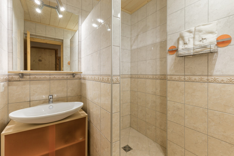 salle d'eau à l'italienne